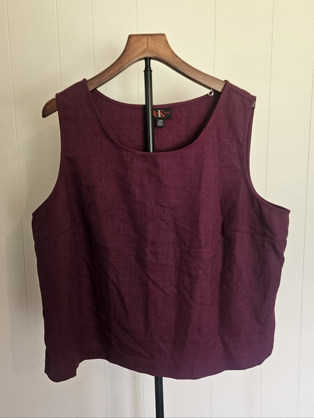 R&K Womenās Scoop Neck Tank Top Blouse ā Deep Plum Size 20W